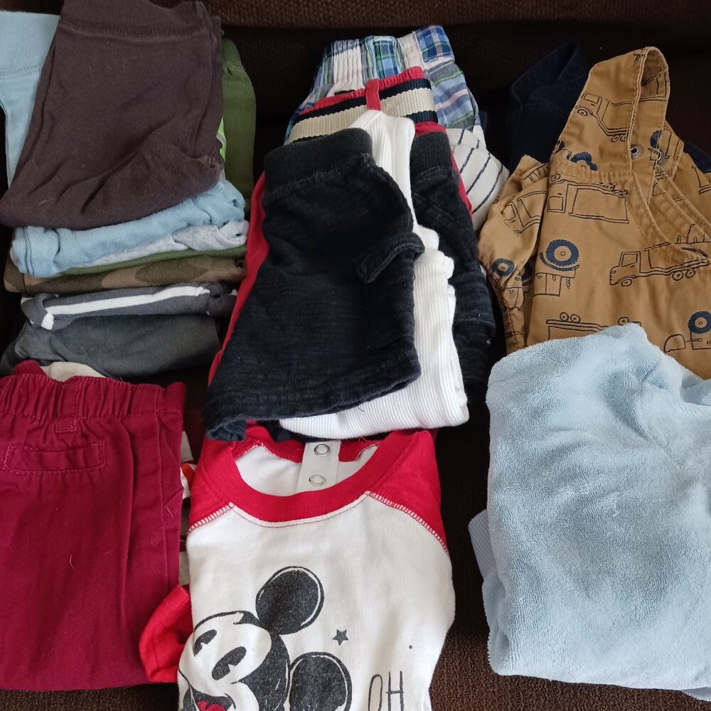 Size 9 Mo. 19 Pc. Mix & Match Outfits Plus More